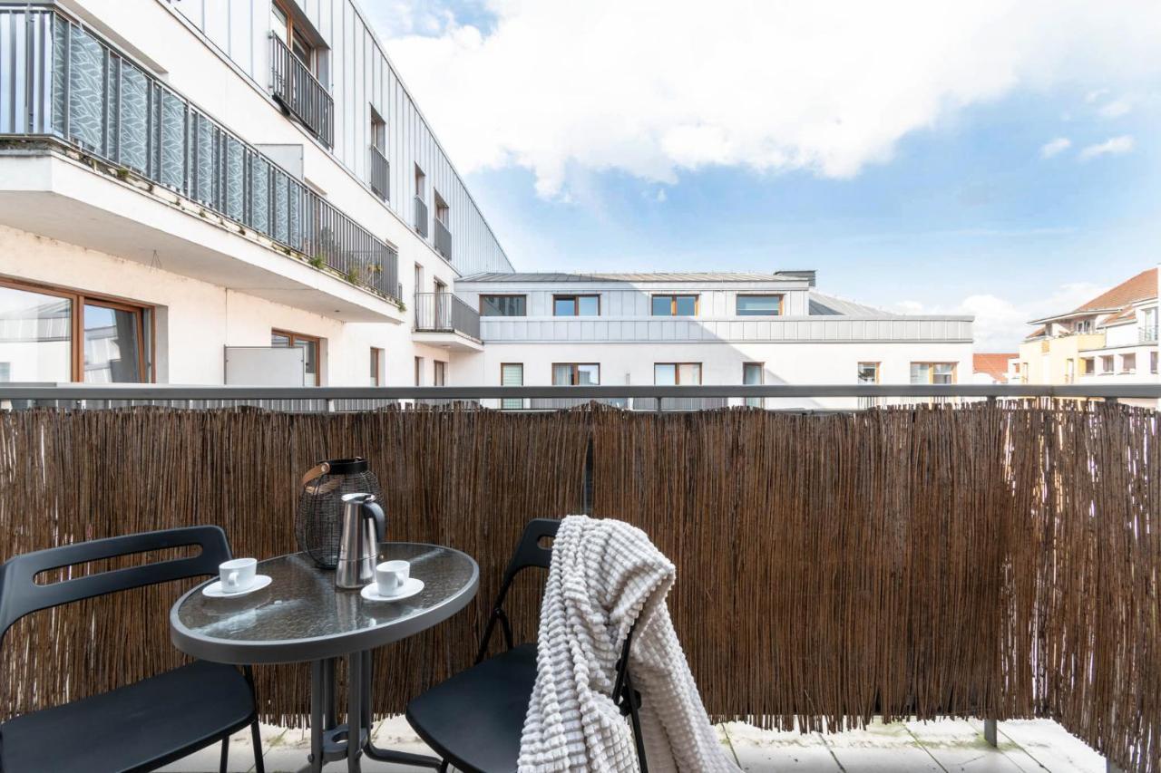 By The River Point Poznan Exterior photo